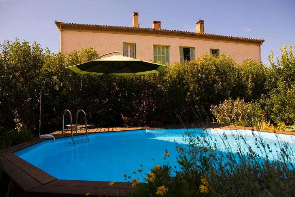 A L'Ombre Du Clocher Calenzana Exterior photo